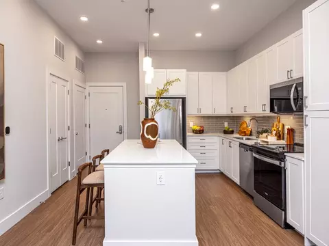 11255 Carmel Commons Blvd #259, Charlotte, NC 28226