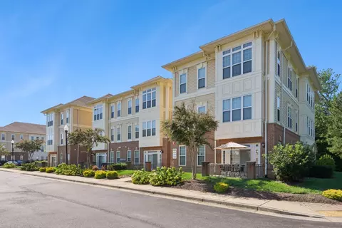 4872 Lichfield Pl #483-305, Waldorf, MD 20602