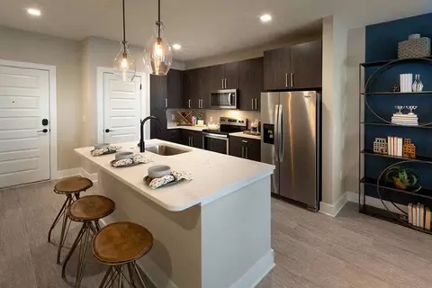 2855 Crescent Pkwy #568, Atlanta, GA 30339