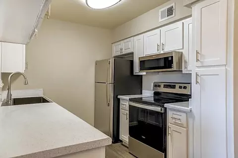 915 N 52nd St #1066, Phoenix, AZ 85008