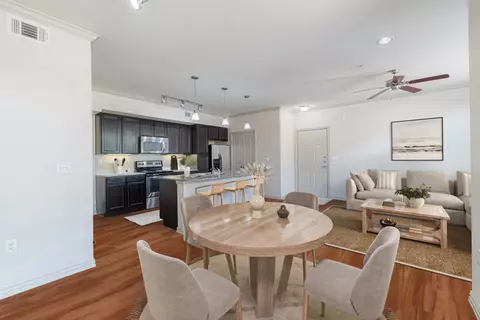 7145 Reading Rd #1021, Rosenberg, TX 77471