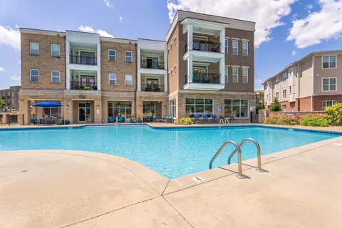 1001 Hayes Ln #13-2207, Holly Springs, NC 27540