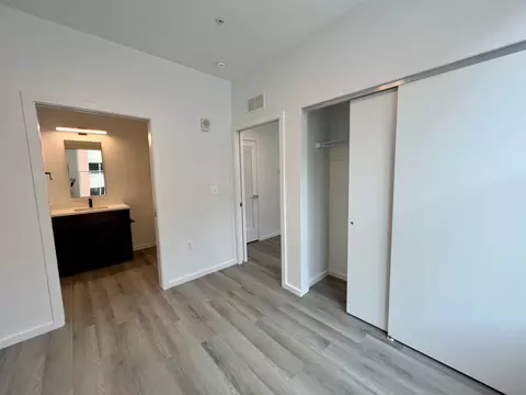 725 W Pratt St #301, Baltimore, MD 21201