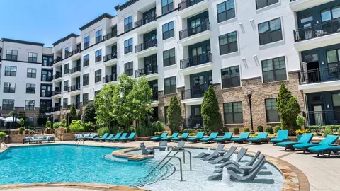 2700 Charlotte Ave #119, Nashville, TN 37209