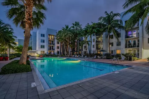 250 Congress Park Dr #382, Delray Beach, FL 33445