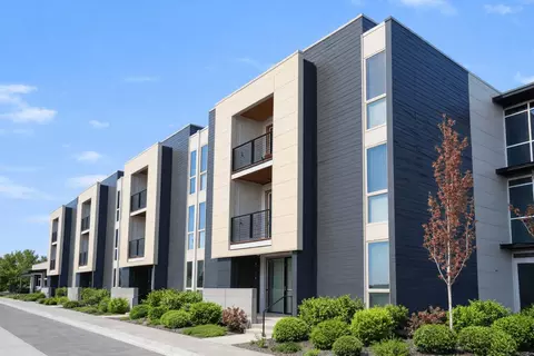 2894 Salk Ave #LC332, Richland, WA 99354