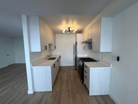 119 N Hillcrest Blvd #16, Inglewood, CA 90301
