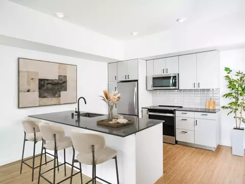 13033 NE 70th Pl #513, Kirkland, WA 98033