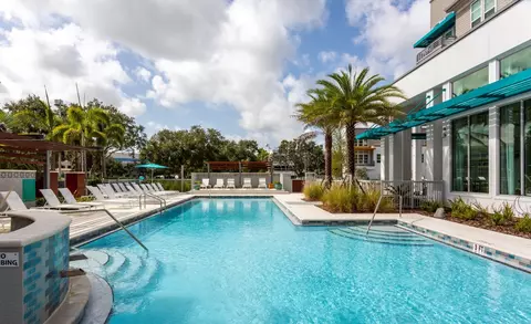 50 Paramount Dr #3-324, Sarasota, FL 34232
