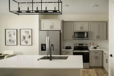2550 W North Foothills Drive Phoenix #128, Phoenix, AZ 85085