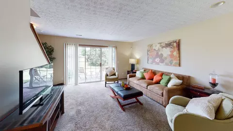 2485 Hilliard Park Blvd #2484-25, Hilliard, OH 43026