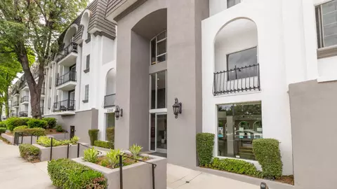 23100 Avenue San Luis #350, Los Angeles, CA 91364