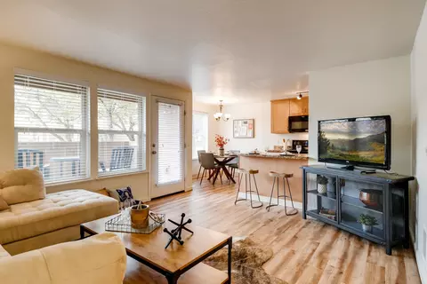 13674 SE 145th Ave #13698, Happy Valley, OR 97015