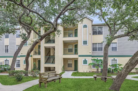 7701 Acorn Woods Cir #05-232, Winter Park, FL 32792
