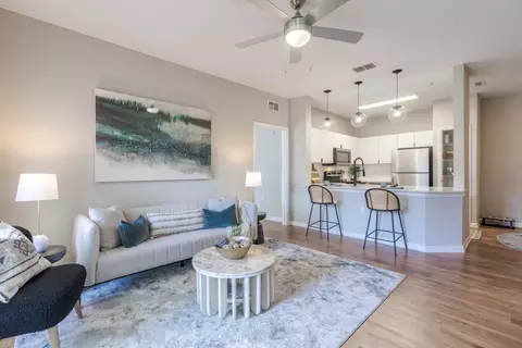 9707 Tranquility Lake Cir #203, Riverview, FL 33578