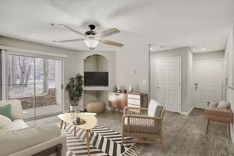 6000 Regal Estate Ln #101, Charlotte, NC 28212