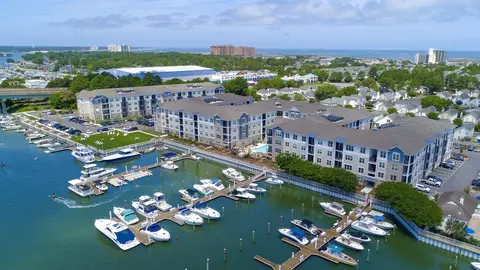 2110 Marina Shores Dr #118, Virginia Beach, VA 23451