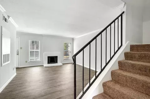 10225 Bissonnet St #27-2101, Houston, TX 77036