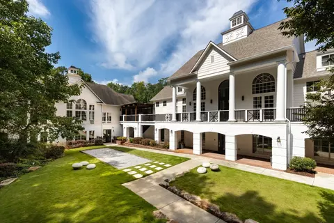 7785 Roswell Rd #1034, Atlanta, GA 30350