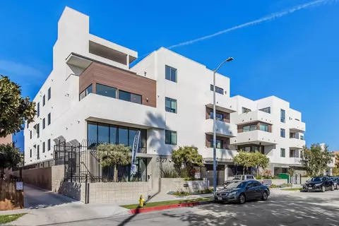 5727 La Mirada Ave #207, Los Angeles, CA 90038