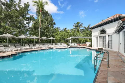 19680 E Country Club Dr #19626, Aventura, FL 33180