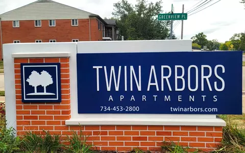 39670 Greenview Pl #397512, Plymouth, MI 48170