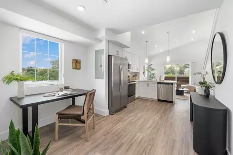 564 Higuera St #1-209, San Luis Obispo, CA 93401