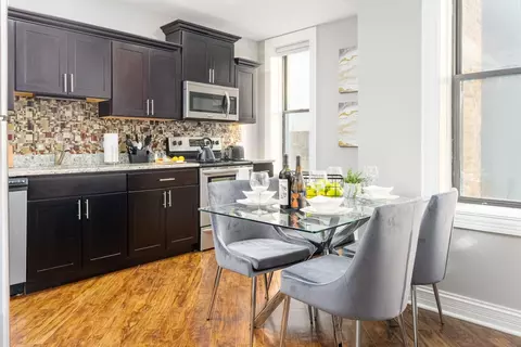 5009 N Sheridan Rd #715, Chicago, IL 60640