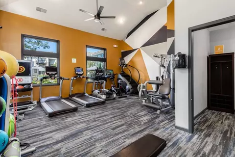 1100 Polaris Crossing Bl #8219GRAD, Westerville, OH 43081
