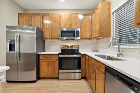 2751 River Park Dr #3213, Fort Worth, TX 76116