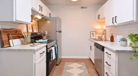 3026 Sherrill Ave #3026-3026-F, Jamestown, NC 27282