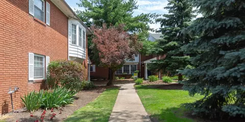 21215 Detroit Rd #OX103, Rocky River, OH 44116