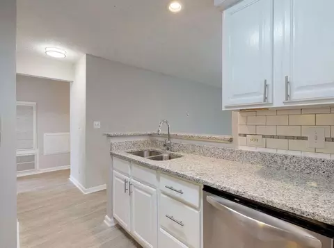 1718 Palmer St #1710-G, Durham, NC 27707