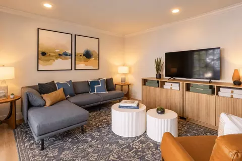70 Lincoln Village Cir #2156, Larkspur, CA 94939