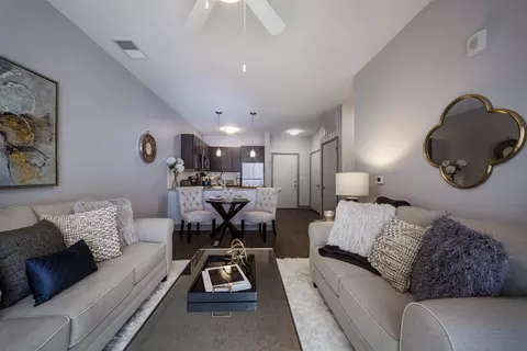 415 S Lafayette Blvd #4-2408, South Bend, IN 46601