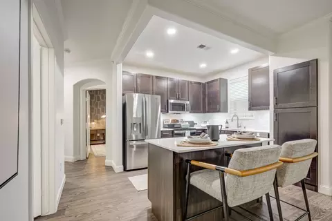6727 Deseo #213C-LL, Irving, TX 75039