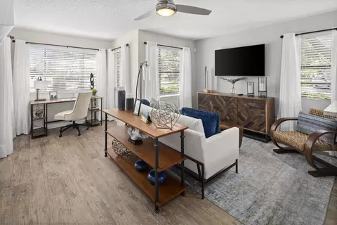 2395 Woodwind Trl #312, Melbourne, FL 32935