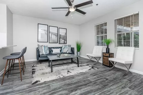 132 Wood Lake Dr #3-326, Athens, GA 30606
