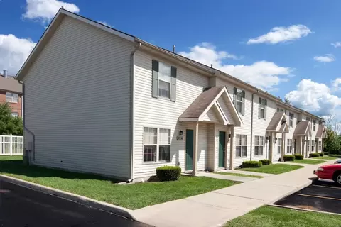 450 Sterling Hill Dr #420A, Findlay, OH 45840