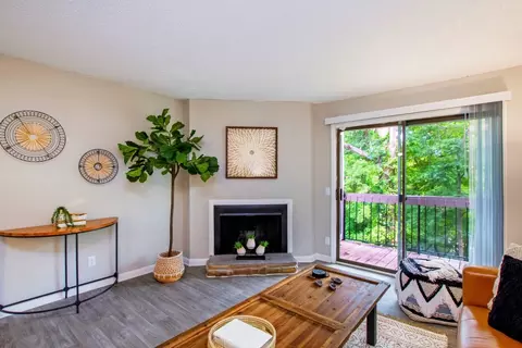 231 Bridgeway Cir #130, Nashville, TN 37211