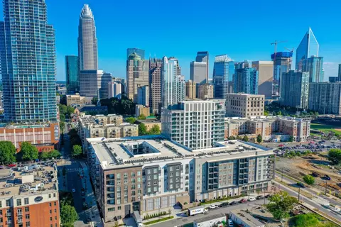 500 W Trade St #544, Charlotte, NC 28202