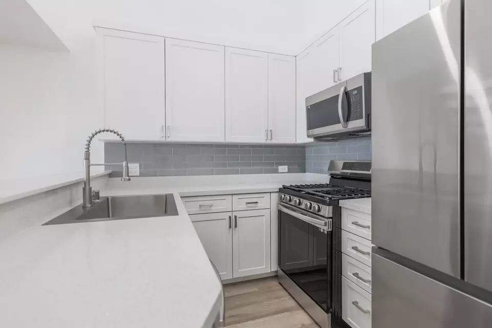  7918 Reseda Blvd #209, San Fernando, CA 91335 photo 12