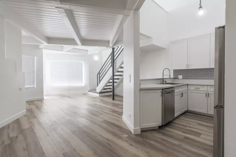  7918 Reseda Blvd #209, San Fernando, CA 91335 photo 7