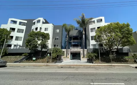 7918 Reseda Blvd #209, San Fernando, CA 91335