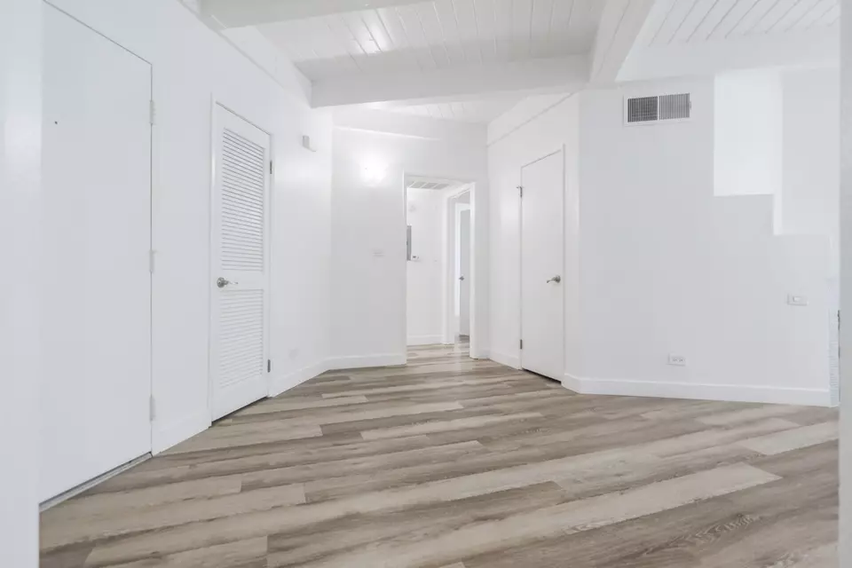  7918 Reseda Blvd #209, San Fernando, CA 91335 photo 13