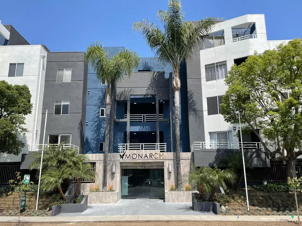  7918 Reseda Blvd #209, San Fernando, CA 91335 photo 3