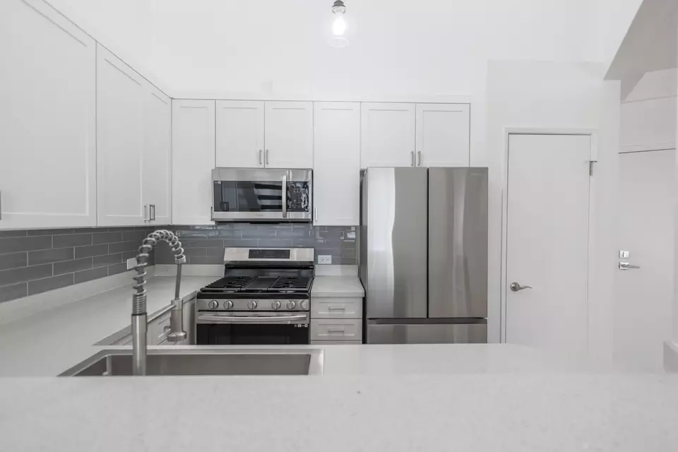  7918 Reseda Blvd #209, San Fernando, CA 91335 photo 11