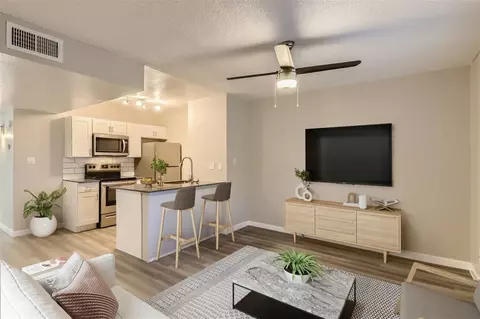 5920 W Laurie Ln #115, Glendale, AZ 85302