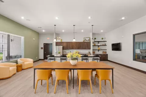 2251 N Guadalupe St #6206, Seguin, TX 78155