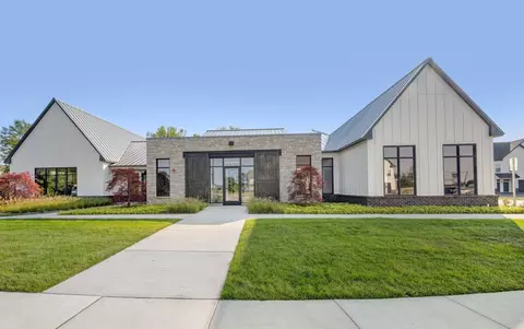 3001 Riviera Cir #1-204, Ann Arbor, MI 48108